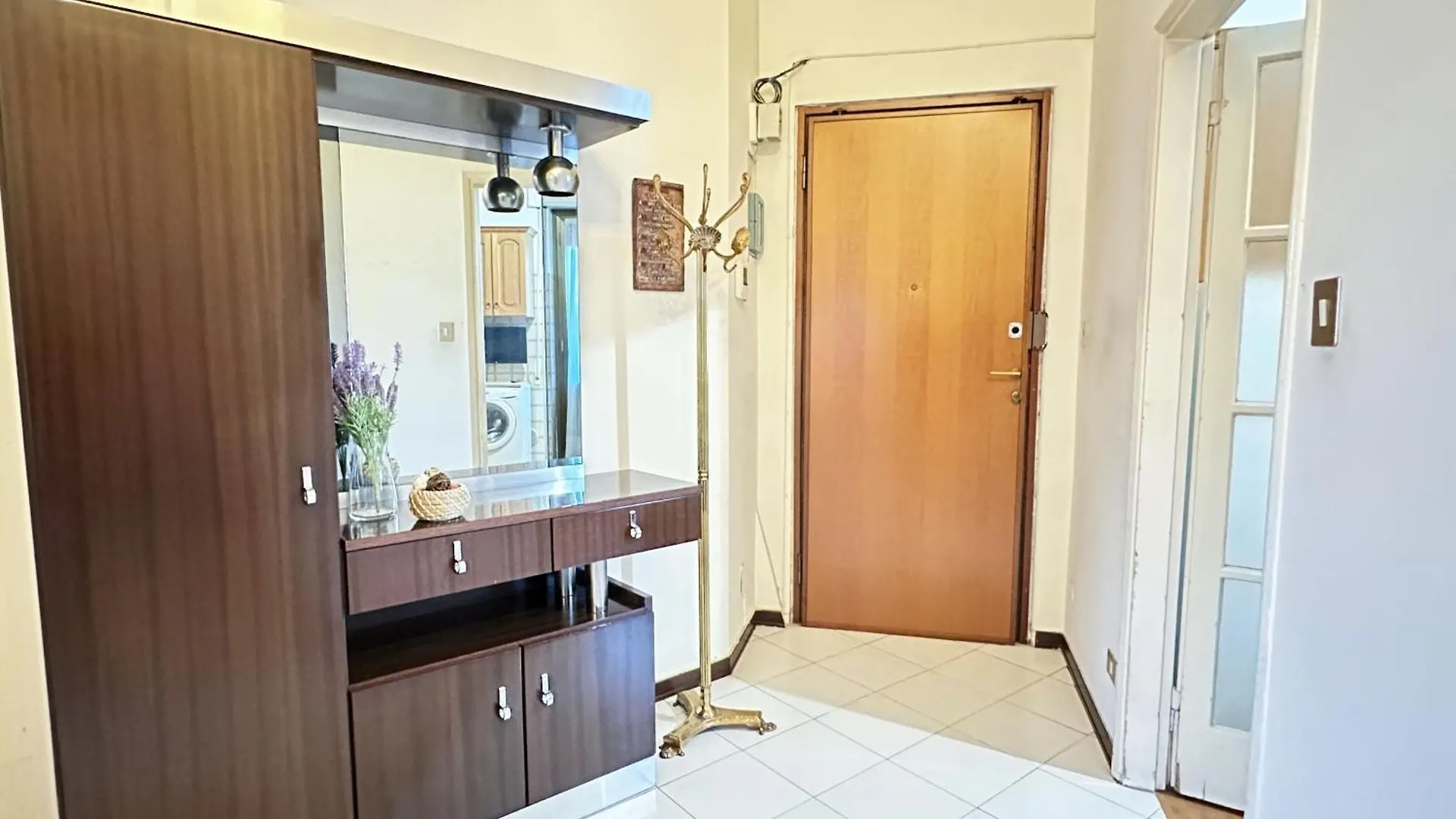I-Host Apartment - Valsolda 3 Милан